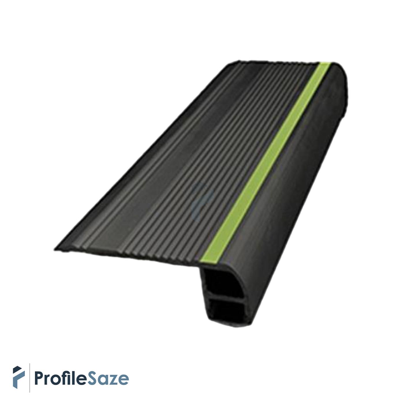 ترمز پله آلومینیومی تک با شیار LED کد T5B مشکی (شاخه 6 متری)